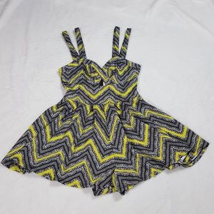 Material Girl Patterned Ruffle Hem Romper Size S